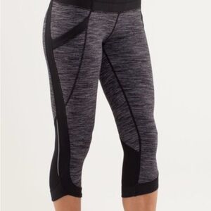 Lululemon Run: Chase Me Crop Space Grey Sz 10